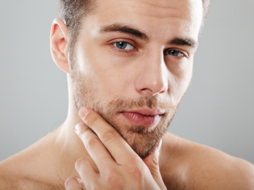 Tratamientos de rejuvenecimiento facial en hombres